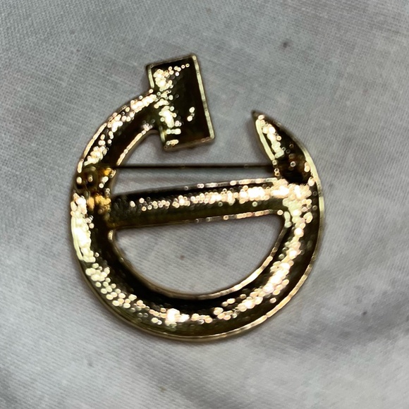 Cartier Gold and Silver Brooch - Picture 2 of 2